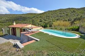 Tranquillo appartamento nella campagna adiacente marina di campo , ideale per due o quattro persone ideale per esplorare l'isola e rilassarsi. Brauntour Isola D Elba Villetta Redinoce Procchio