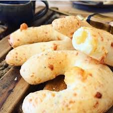 Biscoito De Polvilho Frito Com Queijo Chipa De Queijo Em Alguns Lugares E So Biscoito De Queijo Mesmo Kkkk Mas Enfim A Chipa E Bem Parecida Com O Receitas Biscoitos De Queijo Receita De Chipa