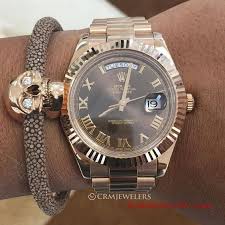 Bileklik Saat Modelleri Ile Kombinlerinize Tarz Katin Watches Watchesformen Fashion Saatler Bi In 2020 Mens Fashion Watches Womens Watches Luxury Watches For Men