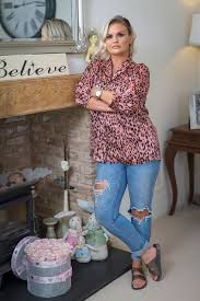 Kerry katona was left fuming after an explosive row with tessa hartmann about padded bikinis for girls as young as nine. Kerry Katona Hits Back After Child S 48 School Attendance Coventrylive