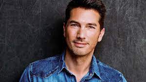 Volker piesczek (34) wird einer der moderatoren von austria topnews. Galileo Moderator Godde Hat Sich In Die Stadt Jerusalem Verliebt Kirche Leben