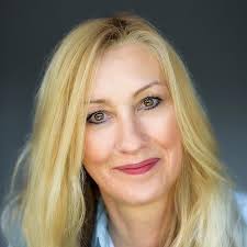 New Beginnings in Sweetingfield (Sweetingfield Series)