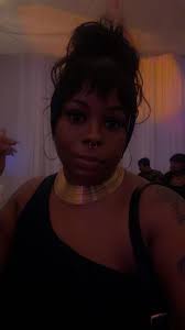 If you're a woman who supports other women, hey girl heyyyyy 💗👸🏼✨F4F  Let's gooo queens 👑