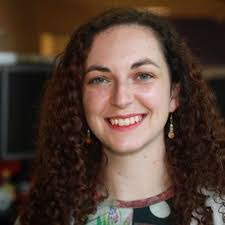 Carolyn Pace's Instagram, Twitter & Facebook