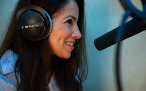 Andrea Zalewski's Instagram, Twitter & Facebook