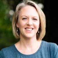 Tara Cullinan's Instagram, Twitter & Facebook