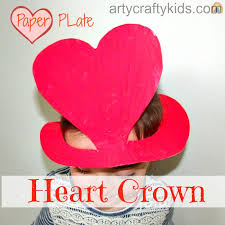 Heart paper plate valentine card holder. Paper Plate Heart Crown Arty Crafty Kids