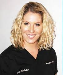 Renee Beall's Instagram, Twitter & Facebook