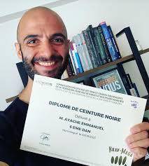 🥳 J'ai l'immense plaisir de vous annoncer l'obtention de ma Ceinture Noire  6e Dan de Krav Maga avec la Fédération Française Karaté. 🙏 C'est un  honneur pour moi d'être membre de la