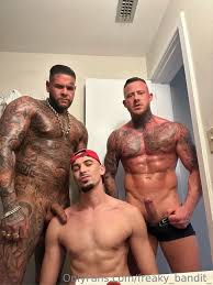 Angelo Sin (freaky_bandit_) [126 Videos] – Hot Men Universe