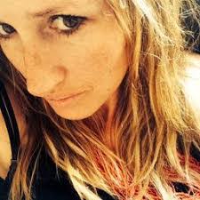 Lisa Betterton's Instagram, Twitter & Facebook