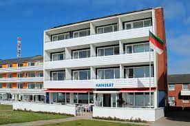 Mit direktem strandblick und maritimer atmosphäre lockt es alle inselfans unter sein dach. Die Helgoland Hotels Fur Den Perfekten Nordsee Urlaub