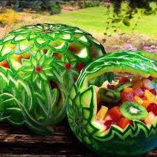 Salade De Fruits Salade De Fruits Sculpture Sur Legumes Sculpture De Pasteque