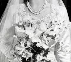 Final dimensions (width x height): Here Is Every Single Detail From Queen Elizabeth S Royal Wedding Day