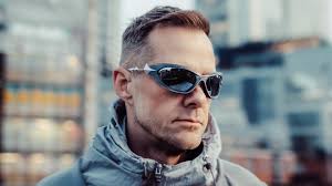 Blood Red Shoes' Steven Ansell: “The punk kid in me wants to ruffle more  feathers”