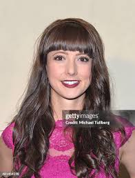 32 Photos & High Res Pictures