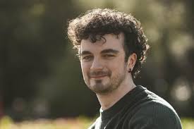 It breaks my heart that people dealing with mental health issues often feel  they have to suffer in silence': Northern Ireland Samaritans volunteer  shares powerful insight as constant demand for the charity's