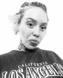 I love our days together, proud mom 👩