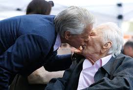 Cleft chinned kirk douglas oozes movie star appeal. Michael Douglas Kisses Dad Kirk Douglas During Hollywood Walk Of Fame Ceremony Celebrity News Showbiz Tv Express Co Uk