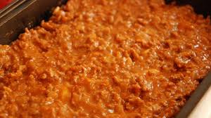 Tapetam o forma cu ulei, punem un strat de cartofi unul de soia, unul de cartofi, unul de soia si ultimul de cartofi. Musaca De Varza Cu Soia Crestinortodox Ro