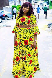 Coucou tout le monde 🙂 j'espère que vous allez super bien. Lovely Robe Wax African Print Dress Designs African Fashion African Fashion Dresses
