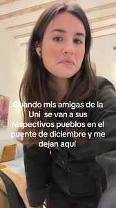 Clau 🐒 (@clauu.bb23)