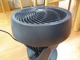 部屋干しの洗濯物をサーキュレーターで早く乾かすポイントとは 風の当て方とエアコン除湿の併用 nohmiso com サーキュレーター 部屋干し 除湿