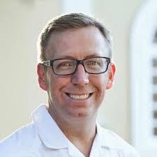 Scott Beale's Instagram, Twitter & Facebook