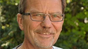 Eissporthalle lockt zum Saisonstart viele Gäste