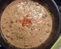 Grobe Bratwurst In Jagersauce Die Gourmetlette