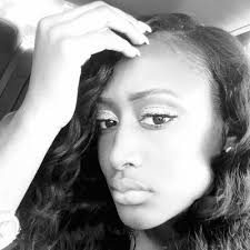 Lashell Smith (@shell_btw)