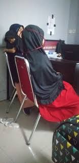 Secara khusus, pekerjaan ini bisa. Pendukung Dp Aniaya Ibu Rumah Tangga Di Lokasi Pertemuan Ketua Rt Matakita