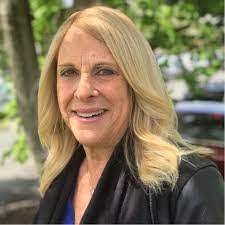 Janel Herman's Instagram, Twitter & Facebook