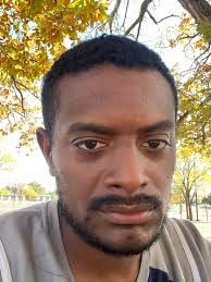 I'm looking for relationship and hope to be in love for right person