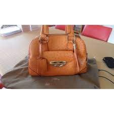 Buy, sell, empty your wardrobe on our website. Sac A Main En Cuir Lancel Adjani Marron 8100995