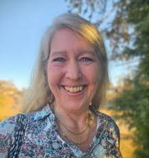 Low carb alcohol drinks please. I do believe wine is to high in carbs 😭