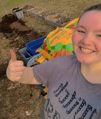 Aimee Pryor's Instagram, Twitter & Facebook