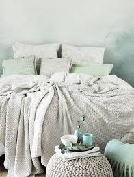 Betonplatten gießen gehwegplatten selber gießen so wird s gemacht. Die Passende Interior Farbe Zur Fruhlingslaune Auf Jedenfall Mint Wir Zeigen Euch Wie Wir Die Trendfarbe Am Liebsten Sty Trends We Love Interior In 2019