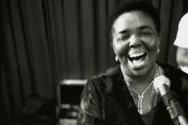 Lisboa não viu o potencial de Cesária Évora". A história da diva