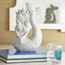 Decorating your yard with seashells is just as much fun as decorating the inside of your home with shells. Mermaid Home Decor Popsugar Home Middle East