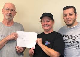 Knox College Workers Ratify New Contract