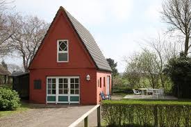 Sie möchten ein haus kaufen in wyk auf föhr? Rotes Haus Website Des Ernst Schlee Schullandheims Auf Foehr