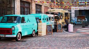 Restaurant or food truck which is better for a beginner. Food Truck Market Trends Innovative Ideas Solutions
