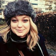 Stella Lynn's Instagram, Twitter & Facebook