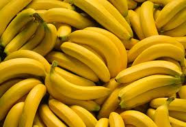 Top 4 Things that Happen When You Eat Bananas Every Day