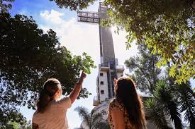 El Parque Tem�tico de la Cruz celebra 15 a�os en Santa Ana | De la Tribuna  TV