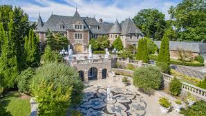 Эллиотт наджент 1974 — великий гэтсби/the great gatsby реж. This 85 Million Mansion Reportedly Inspired The Great Gatsby Movie S Set Design Ashton Hawks