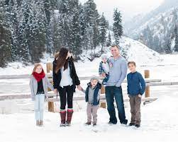 Snow Family Pictures Winter Family Pictures Family Photography Tibble Fork Christmas Winter Family Pictures Winter Family Photography Winter Family Photos