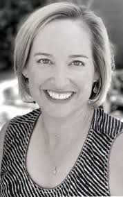 Kim Stern's Instagram, Twitter & Facebook