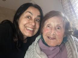 Lucy The Ice-Cream Legend!